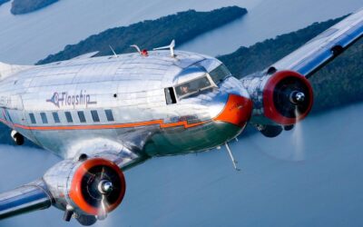 FLY IN A REAL DC-3!